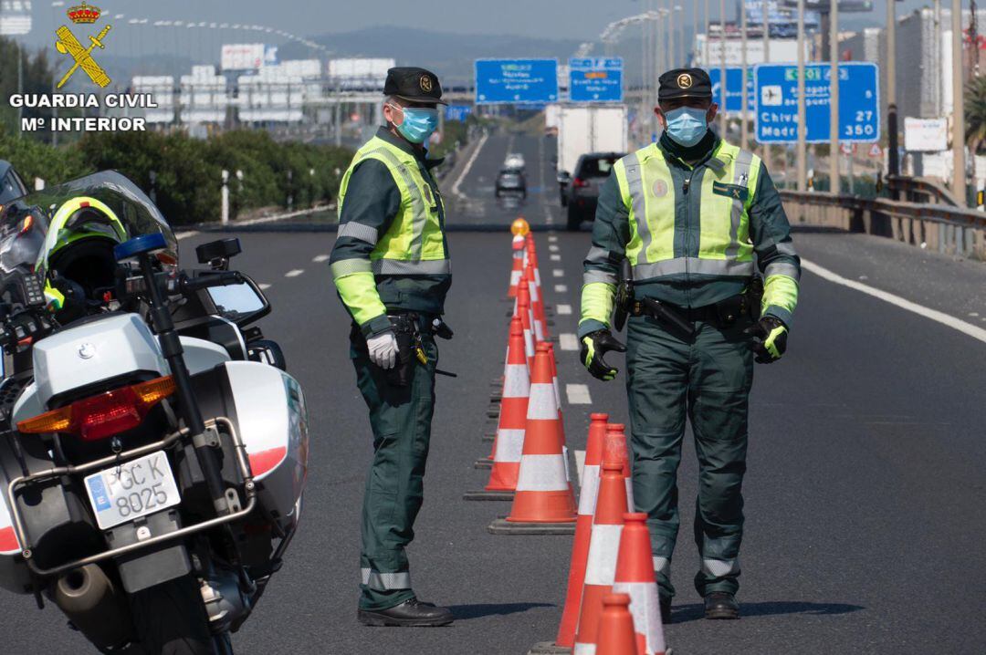 Control de tráfico de la Guardia Civil en imagen de archivo