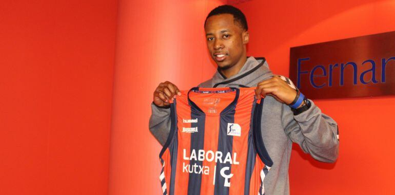 Scotty Hopson, en su presentación como nuevo jugador de Laboral Kutxa
