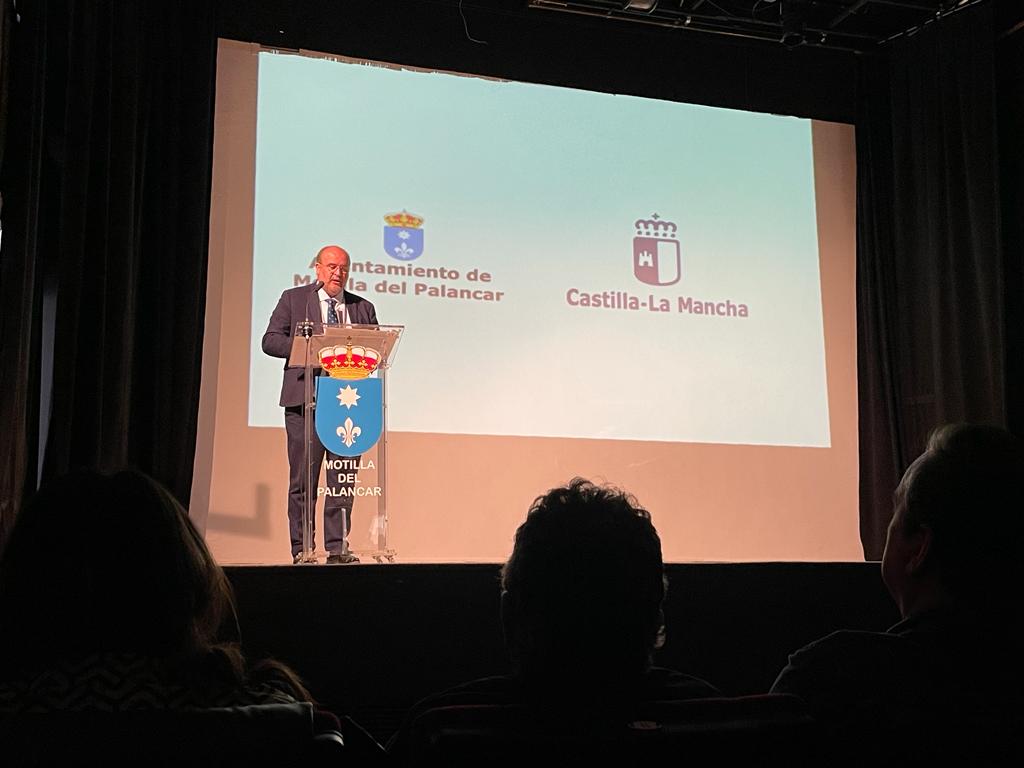 José Luis Martínez Guijarro, vicepresidente regional, presenta en Centro de Discapacidad de Motilla del Palancar