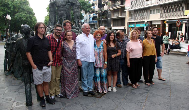 Lluís Rabell amb membres de la candidatura de Catalunya Sí que es Pot per Tarragona