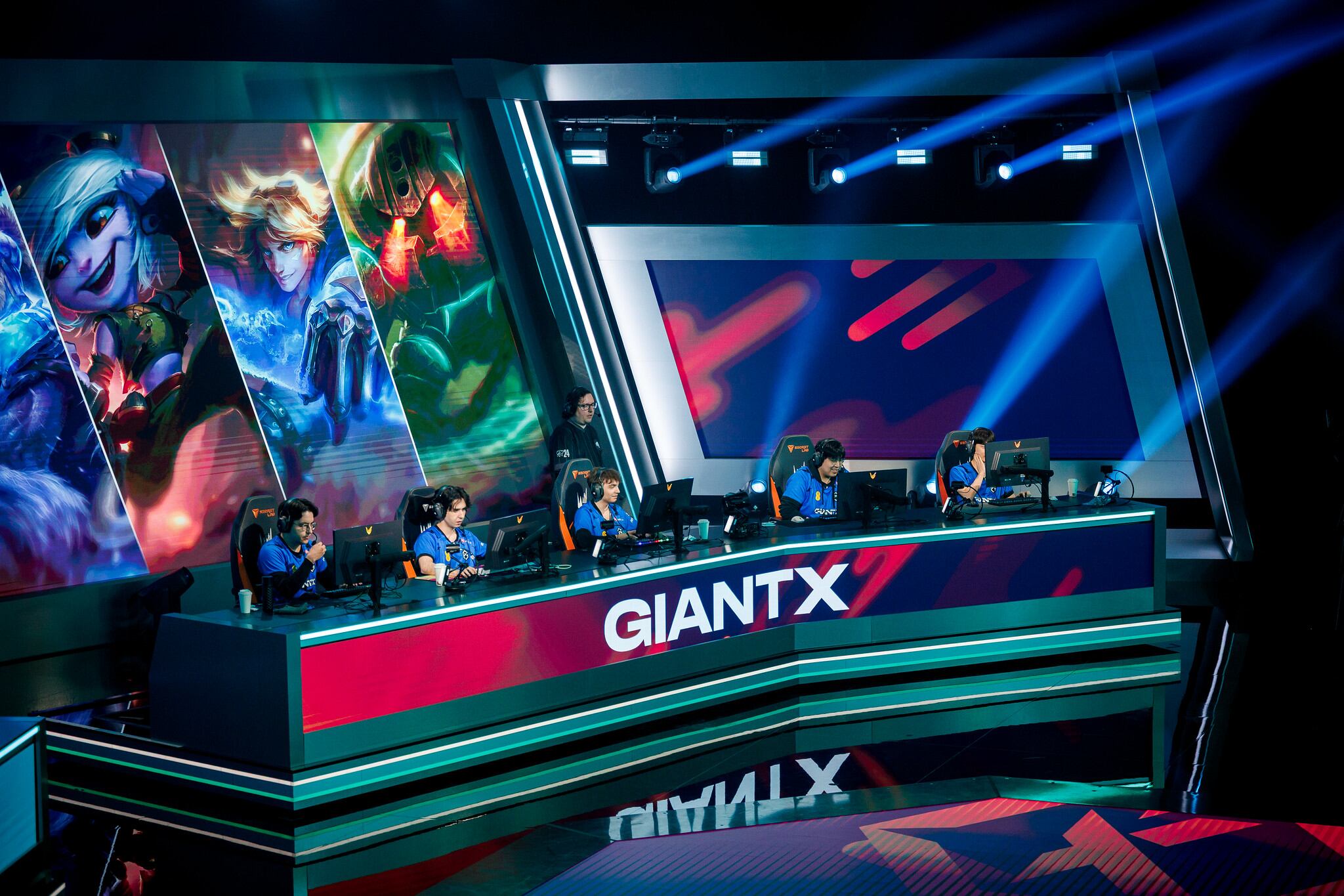 El equipo de GIANTX tiene compromisos importantes en su objetivo de conseguir la clasificación para los ‘playoffs’ de las competiciones de League of Legends y Valorant