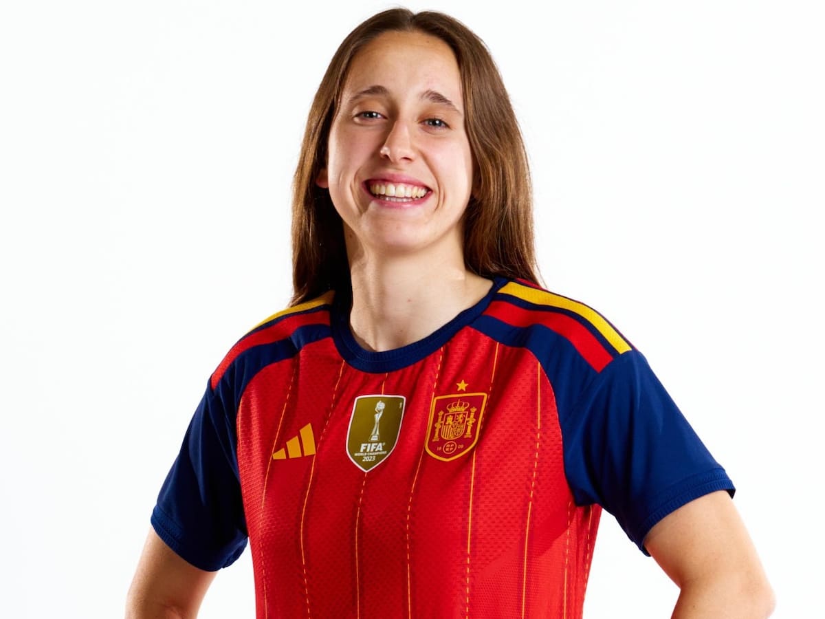 "Es la jugadora más inteligente que he entrenado": los inicios de Clara Pinedo en el Bizkerre