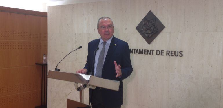 L&#039;alcalde Carles Pellicer, en compareixença de premsa aquest divendres. 