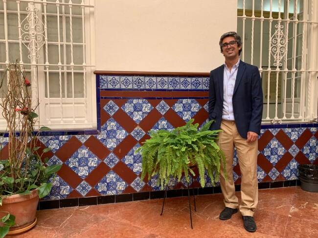 Doctor Antonio Medina, urólogo del grupo Suturo y del Hospital Vithas Sevilla