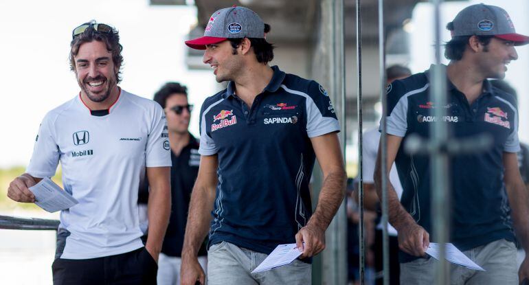 Fernando Alonso y Carlos Sainz.