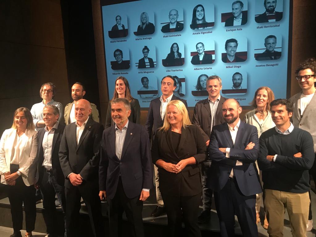 El Azkuna Zentroa acogió la presentación de la candidatura.