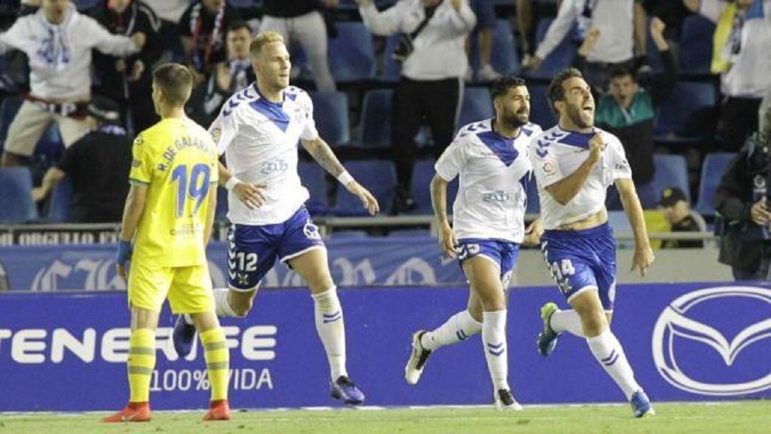 Tinerfeños y grancanarios ya tienen fecha para su segundo derbi