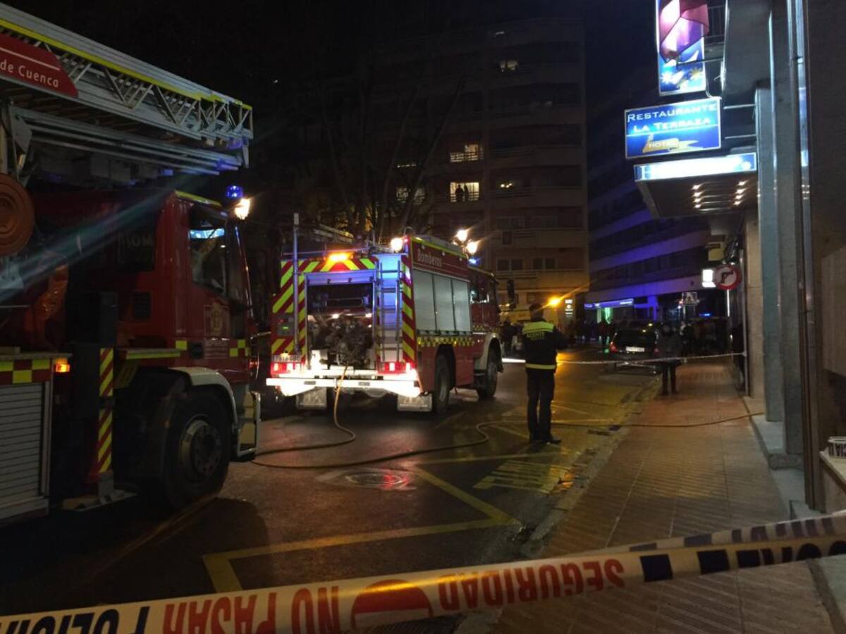 Un incendio obliga a desalojar a 120 clientes del hotel Alfonso VIII