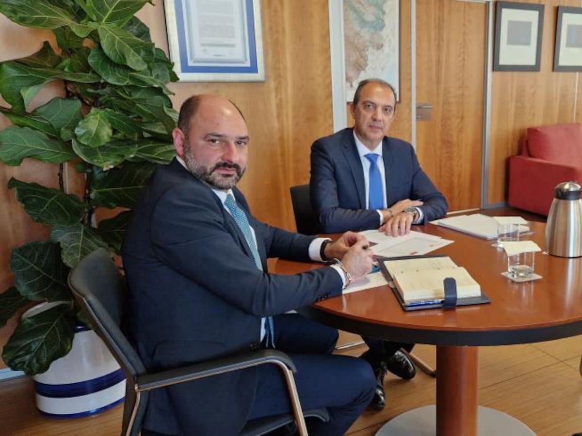 El consejero de Sanidad afirma que el Hospital de Barbastro es el que menor demora media tiene para ser operado de todo Aragón