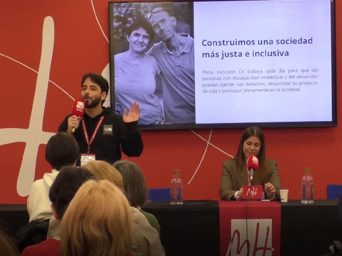 La UMH de Elche aborda la discapacidad con experiencias y reflexión