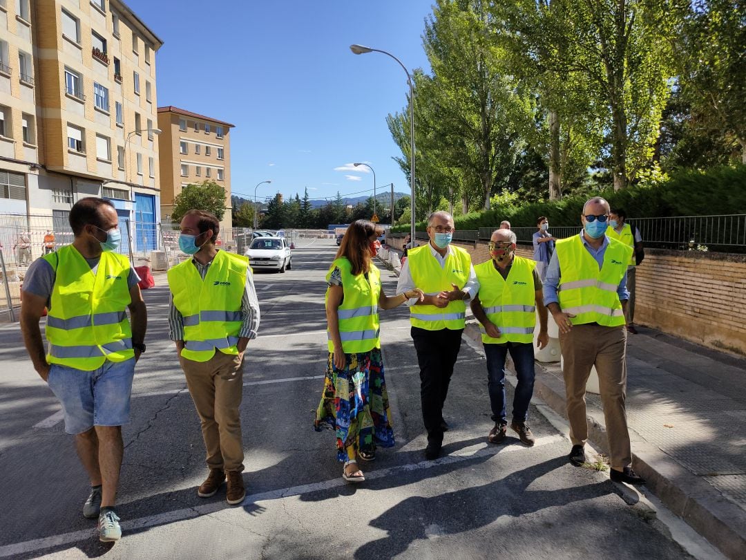 La corporación municipal de Pamplona visita las obras.