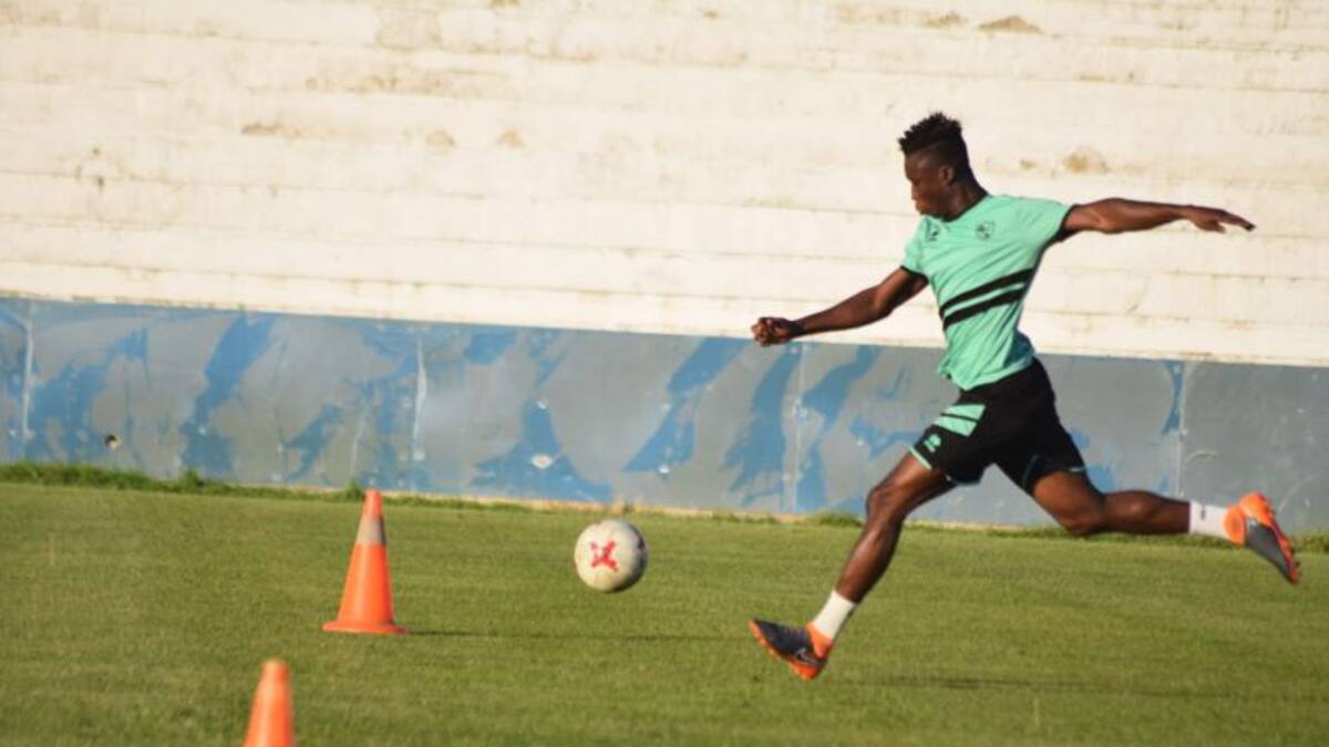 Segundo amistoso del Linares, con Joshua Anaba incorporado a la plantilla