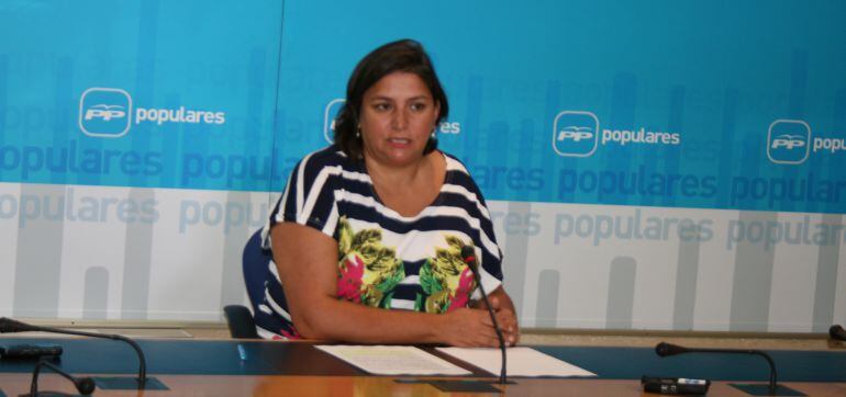 Cesarea Arnedo en rueda de prensa