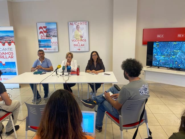 Ana Barceló, Eduardo Rodríguez y Trini Amoros, presentación proyecto ciudad deportiva