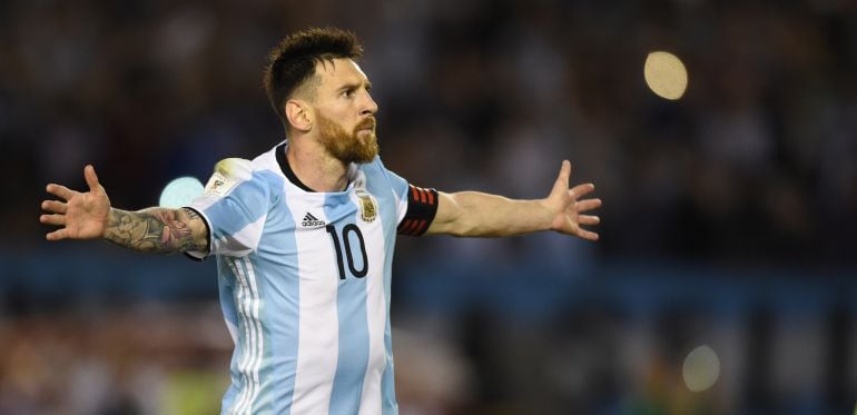 Leo Messi celebra un gol en la fase de clasificación para el Mundial.