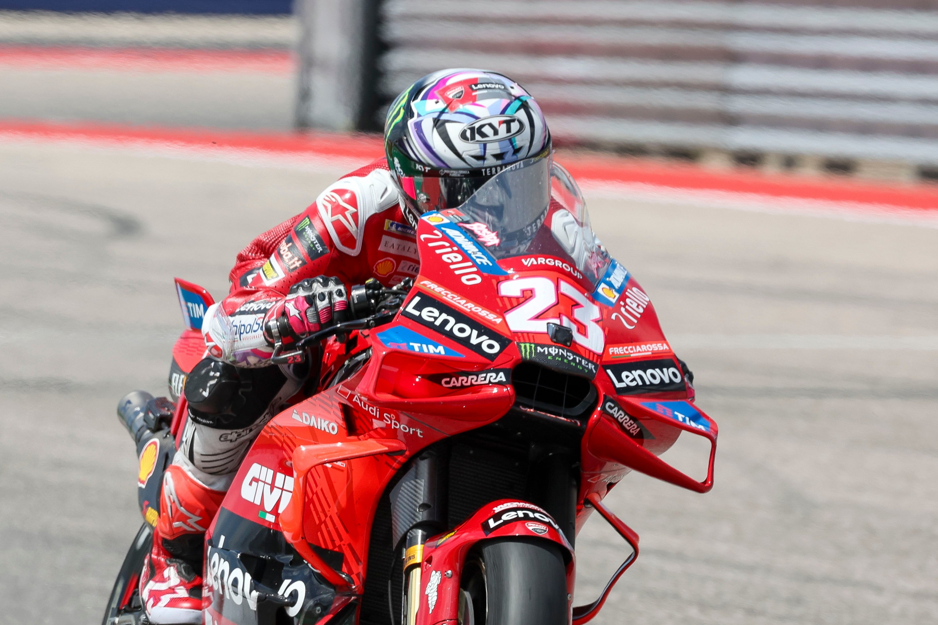 Austin (United States), 14/04/2024.- El italiano Bastianini durante el GP de Las Américas  (Motociclismo, Ciclismo) EFE/EPA/ADAM DAVIS