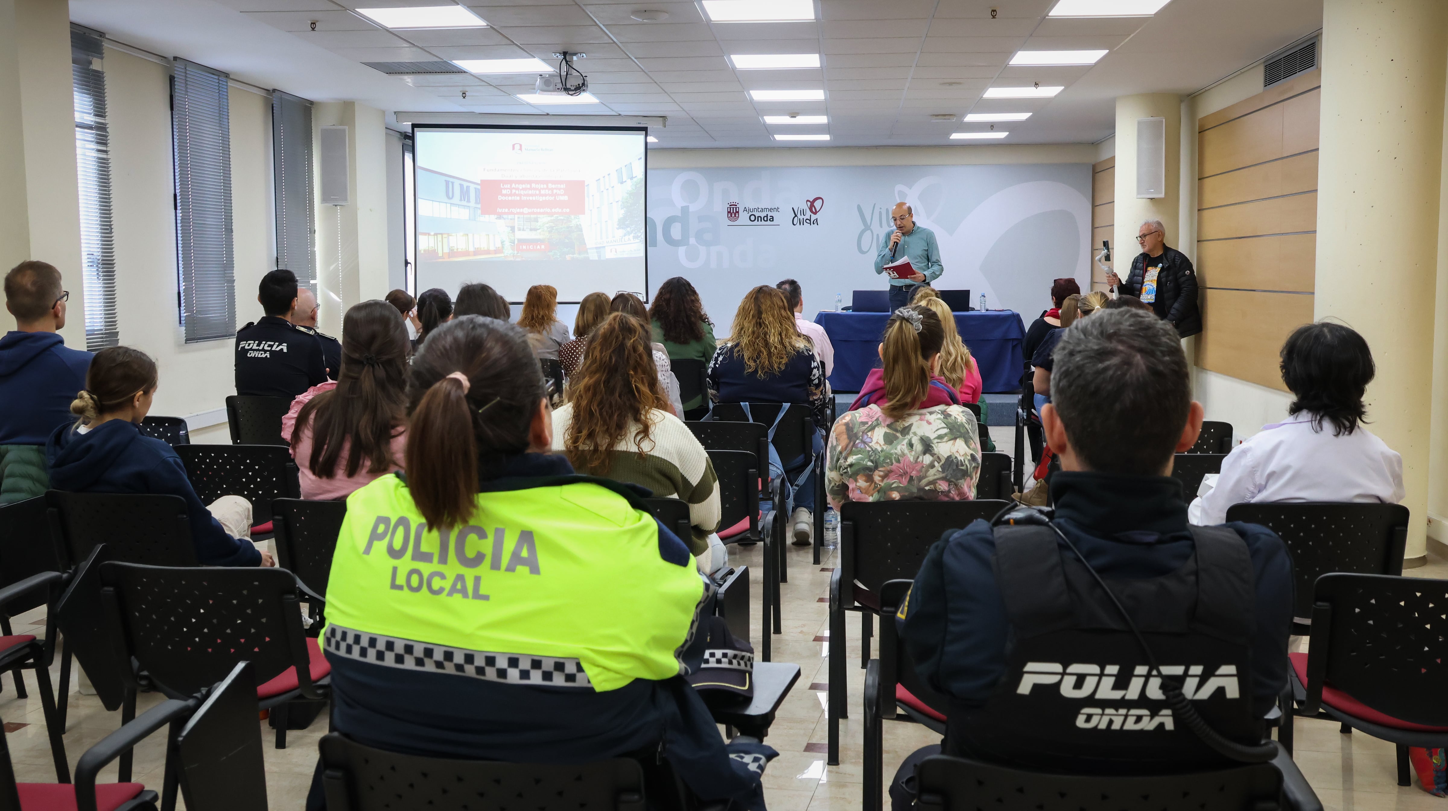 Onda impulsa la formación intersectorial en conductas adictivas dentro del ciclo ‘Onda Inspira’