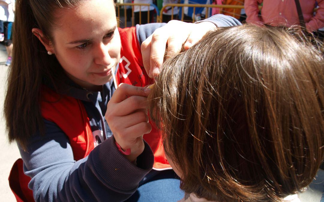 Más de 200.000 personas realizan voluntariado en España.
