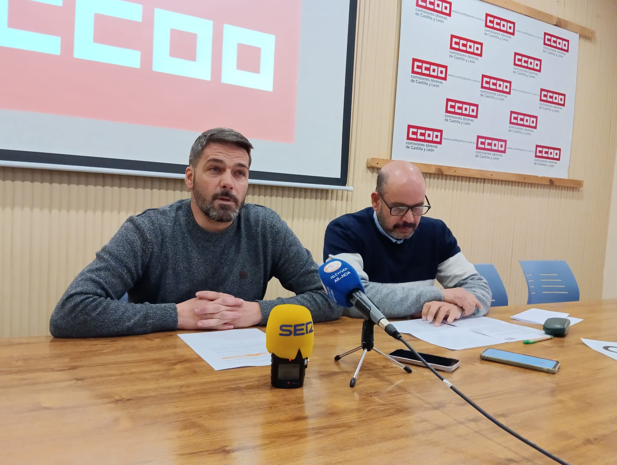 Rubén Ramos (izq) y Mohamed Chograni