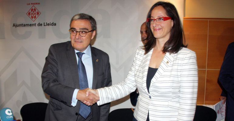 El PSC i Ciutadans segellen un acord polític a la Paeria en favor de la trasparència i per evitar el suport de la institució a la independència