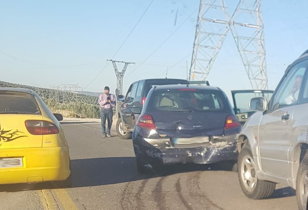 Accidente ocurrido en la carretera N-322 entre Villanueva del Arzobispo e Iznatoraf