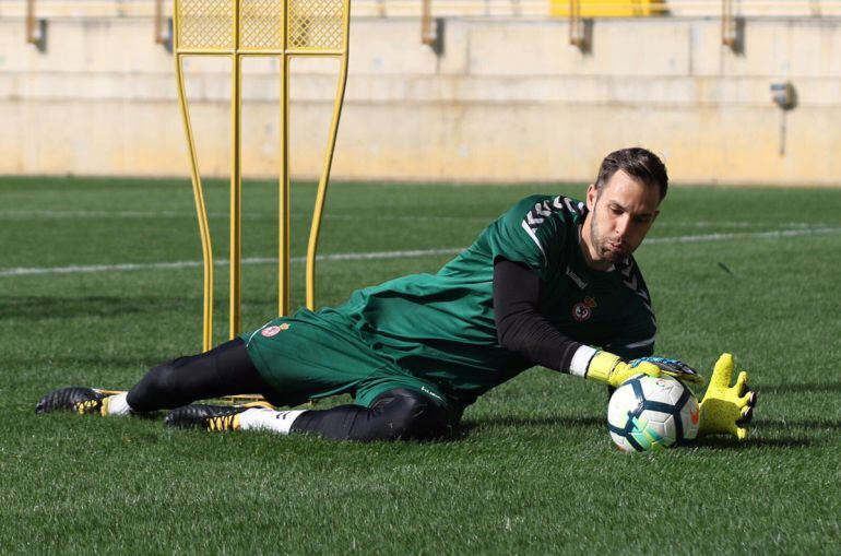 El meta Jesús Fernández abandona la Cultural