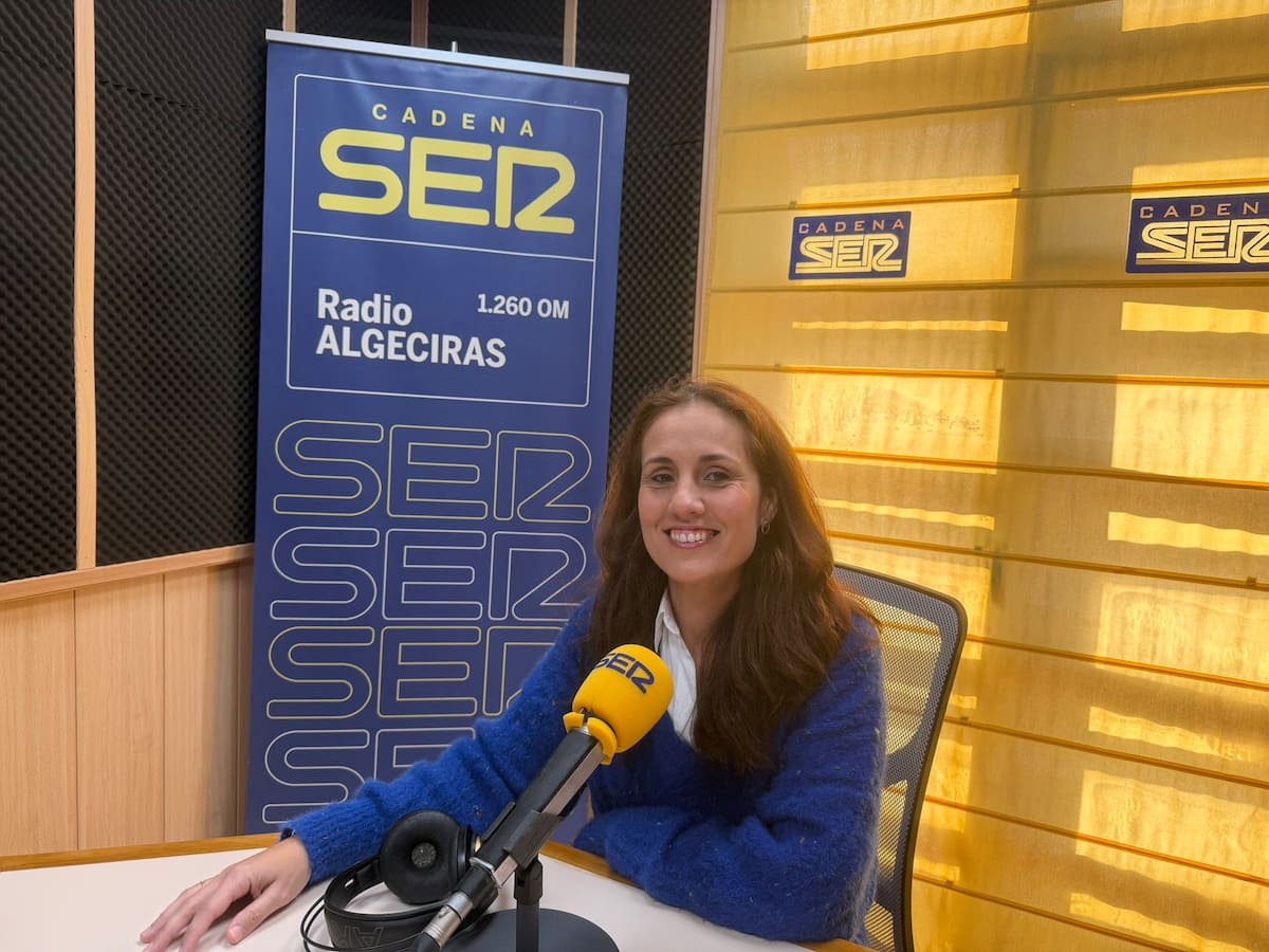 La escritora Palma de Hoyos presenta su obra ¿Hay un superhéroe en casa?