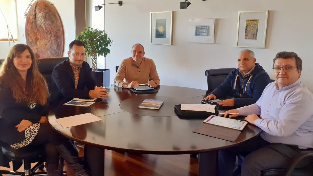 Imagen de la reunión en el Ayuntamiento de Ibiza.