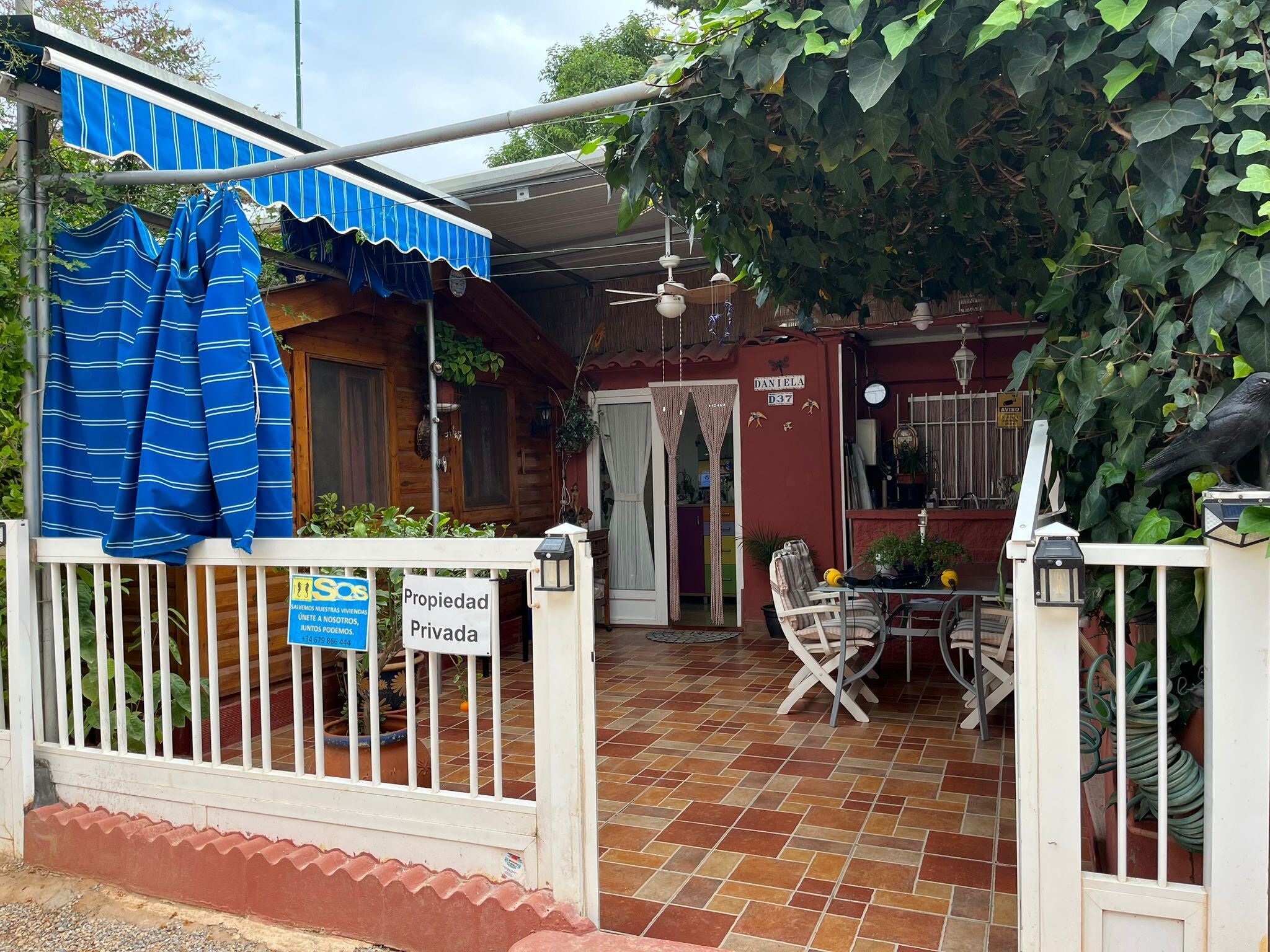 María y Pepe, testigos de la DANA y guardianes de una vida tranquila en Villas Caravaning