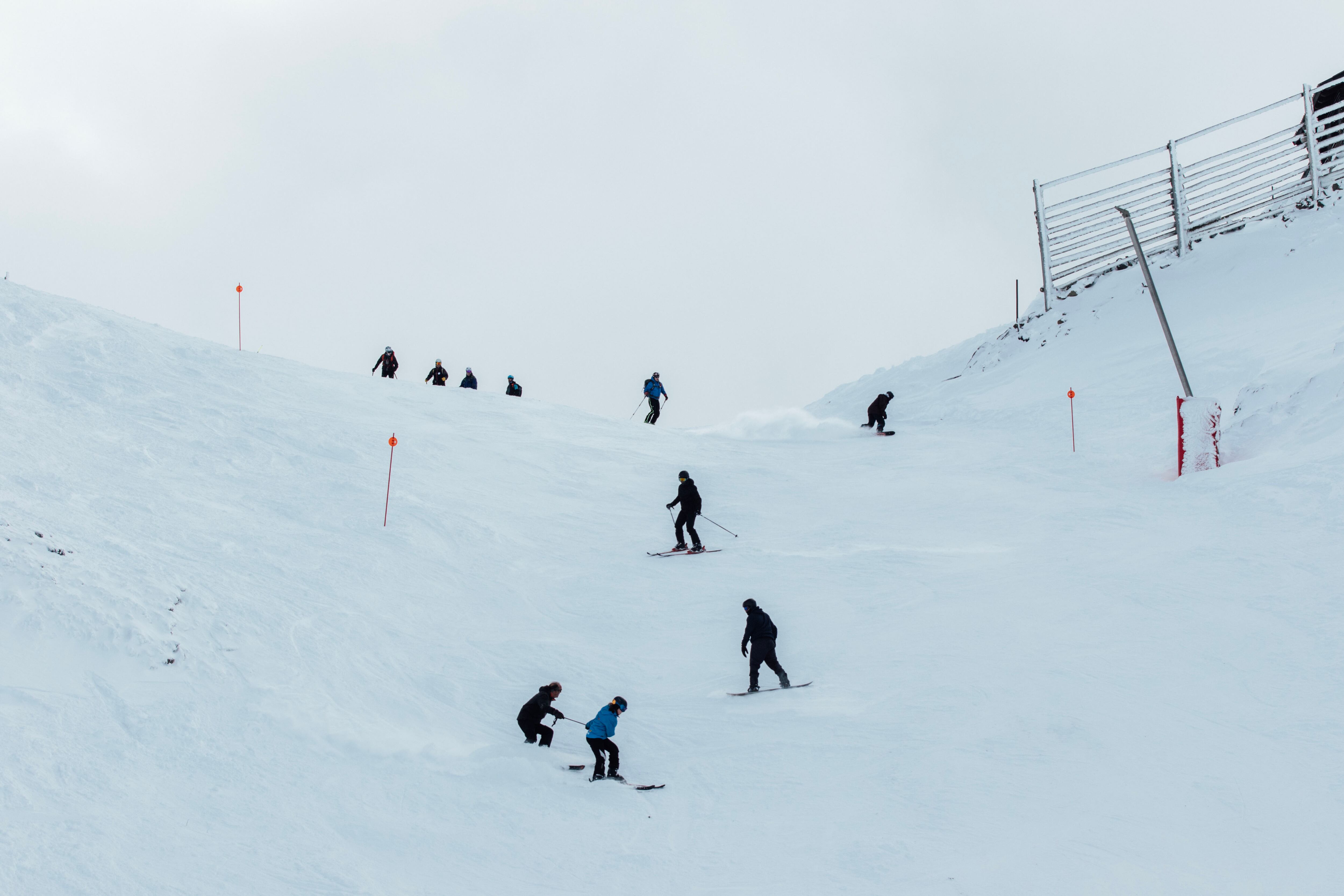 Esquiadores en las pistas de Candanchú