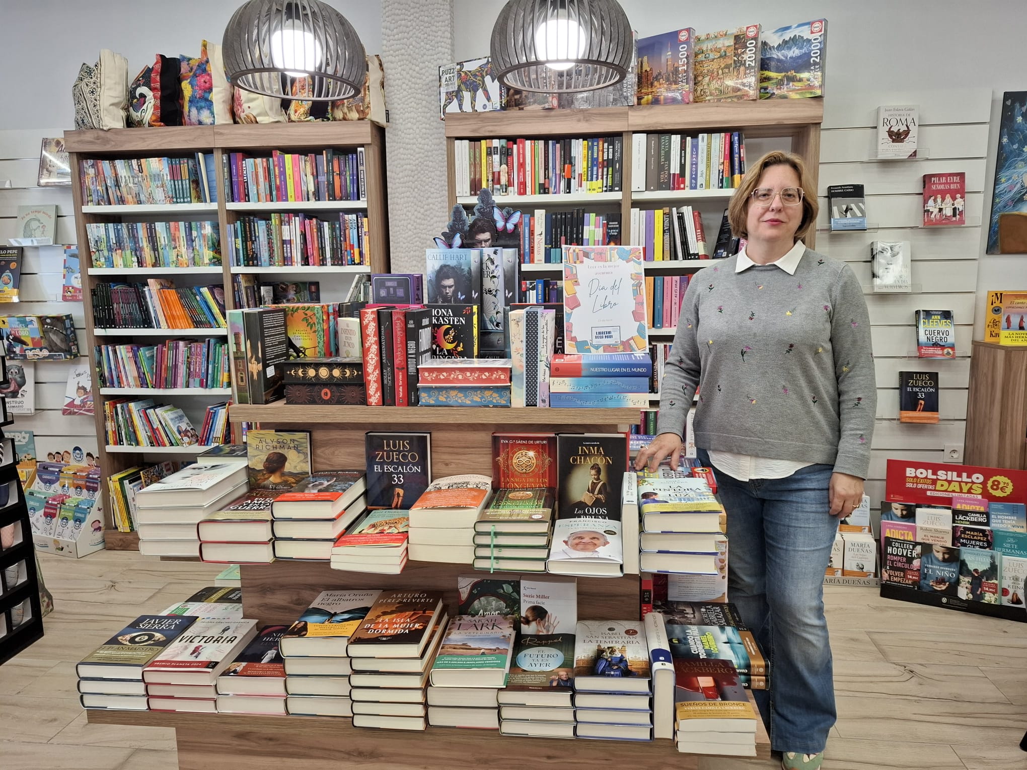 Francis Menea, de la Librería Rosa Mari de Don Benito