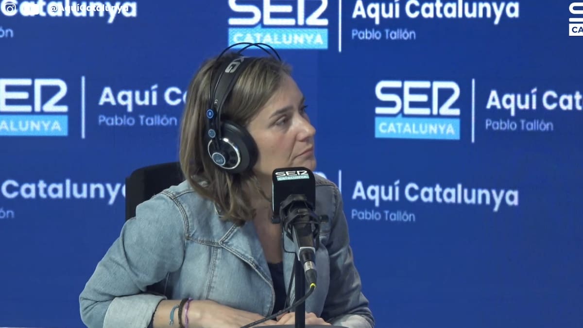 Entrevista a Jéssica Albiach a l'Aquí Catalunya