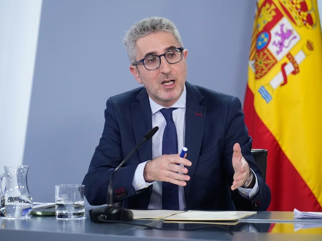 El ministro de Hacienda, Arcadi España durante la rueda de prensa posterior al Consejo de ministros este martes celebrada en La Moncloa, Madrid.