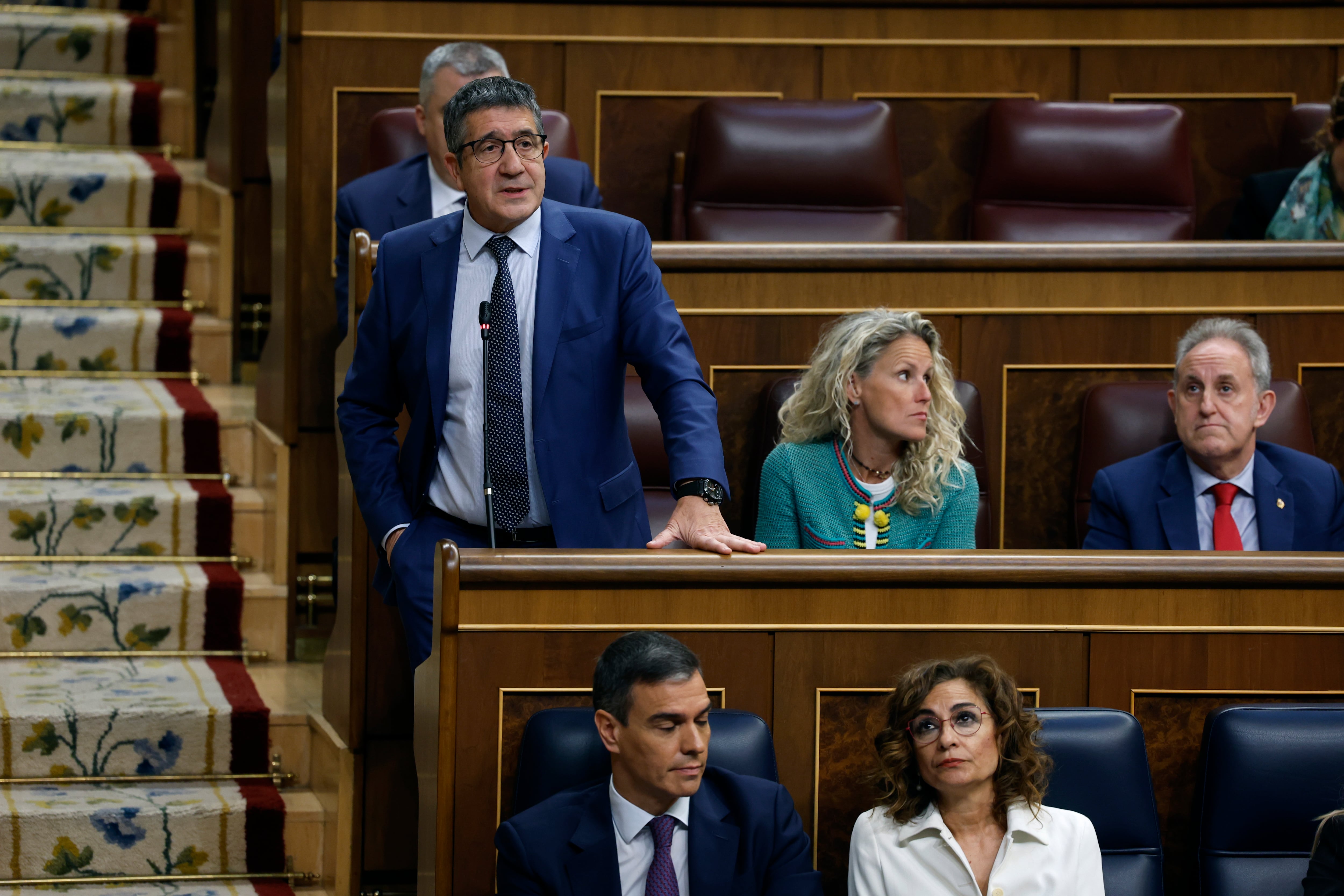 El portavoz del PSOE, Patxi López interviene durante el pleno del Congreso este miércoles