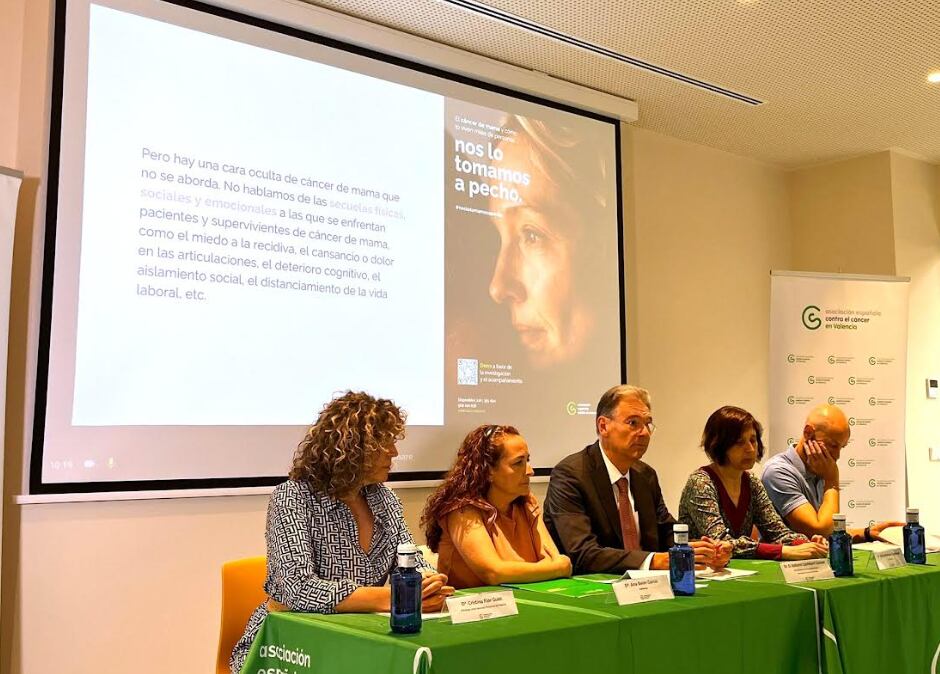 Presentación de la campaña con motivo de la celebración del Día del Cáncer de Mama en Valencia