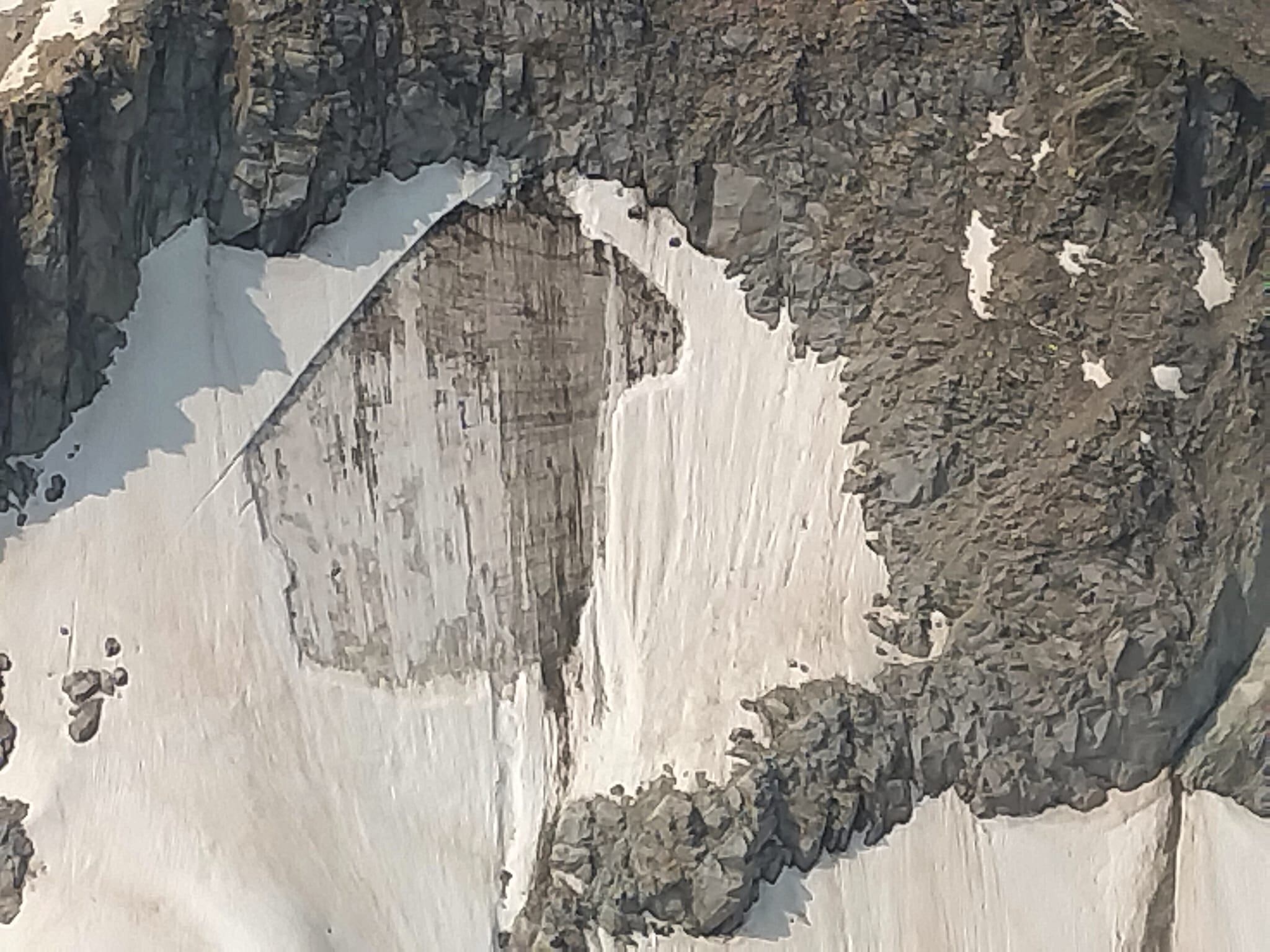 Avalancha en el glaciar occidental de la Maladeta