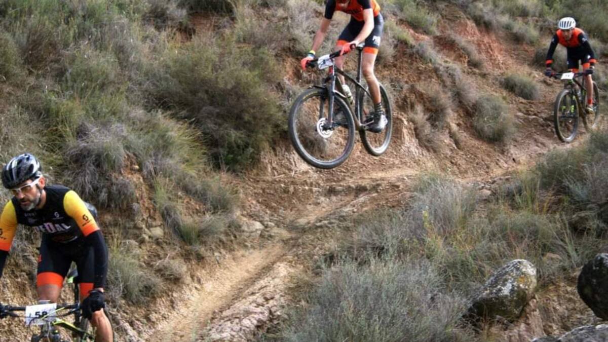 Javier Navarro gana la ruta BTT Candelera de Salas Altas