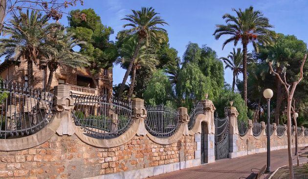 Casa Zapata (Cartagena) se convirtió en uno de los lugares de represión en el que se detuvieron y torturaron a civiles y militares republicanos, tras la ocupación de la ciudad por las tropas franquistas en marzo de 1939