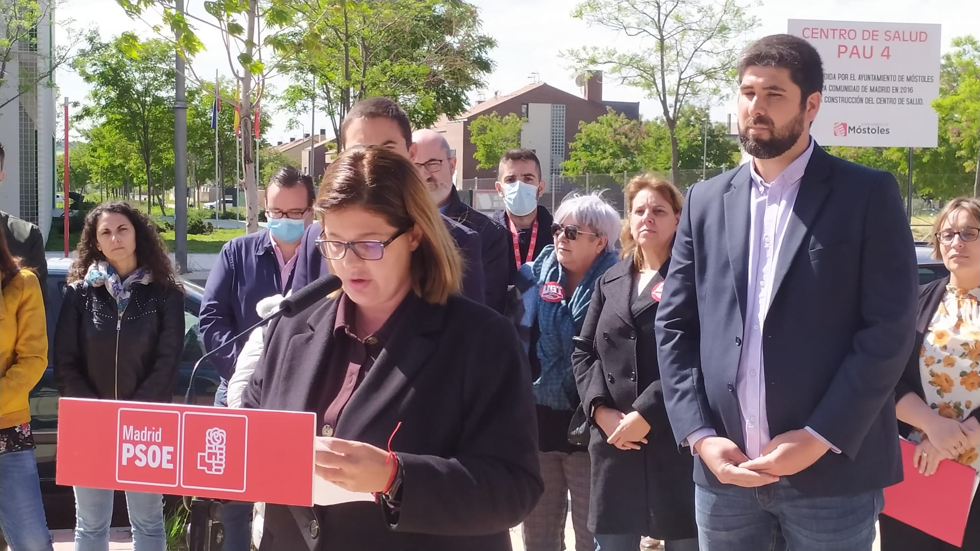 Noelia Posse, alcaldesa de Móstoles, en un acto junto al secretario general del PSOE en Madrid, Juan Lobato