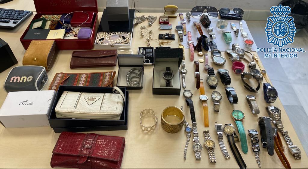 Material recuperado por la Policía Nacional