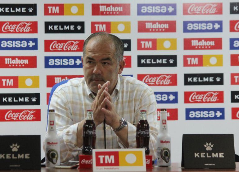 Josip Visnjic en sala de prensa