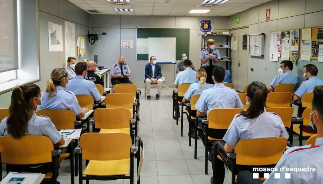 Aspirants de l'última promoció separats com a mesura de prevenció pel COVID-19