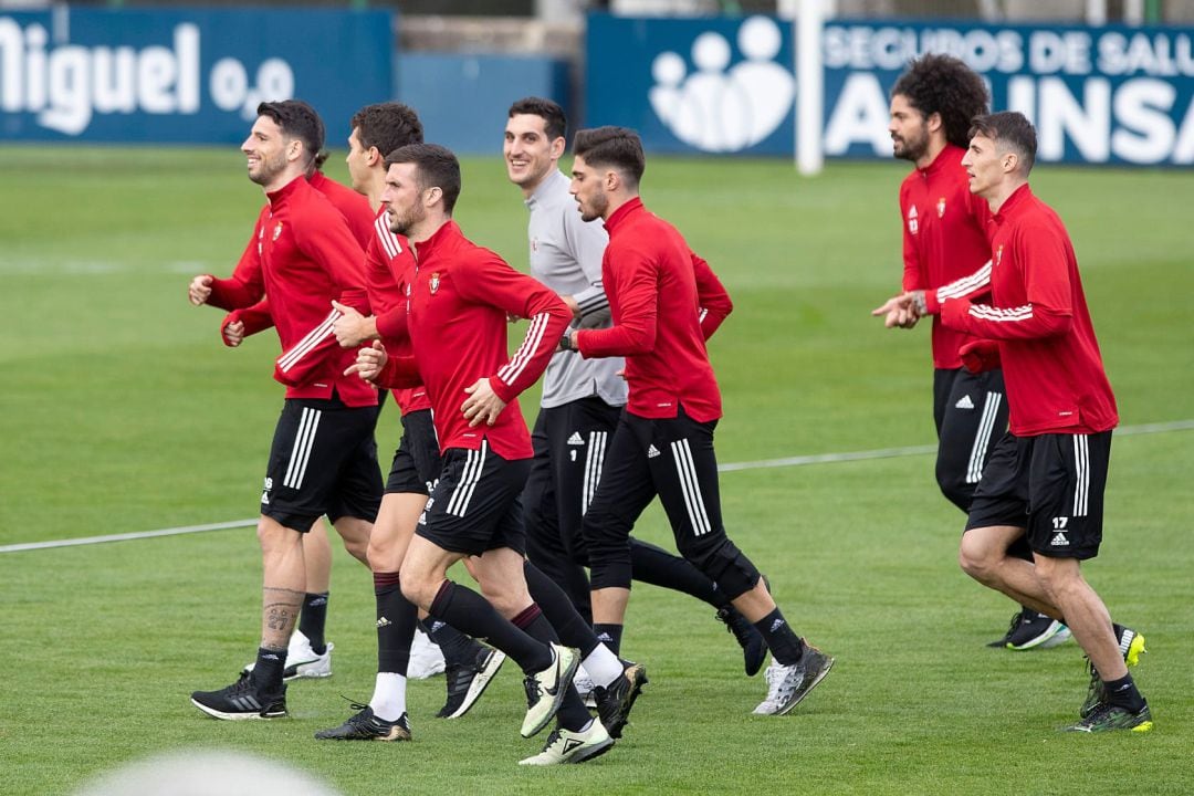 Budimir y Calleri apuntan a titulares el sábado ante el Valladolid en el Sadar 