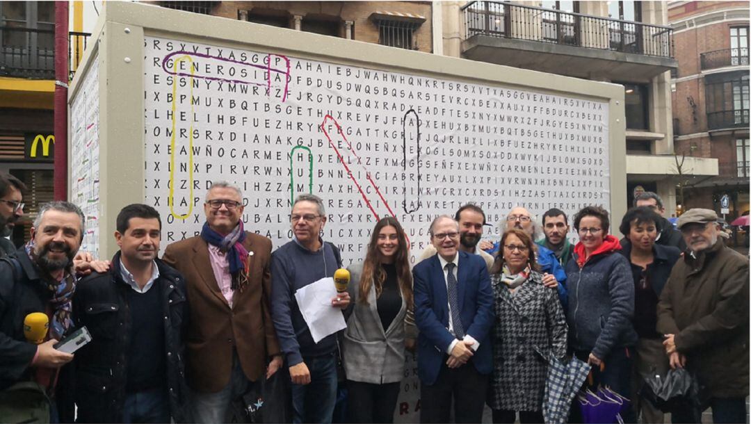 Equipo del programa Hoy por Hoy Sevilla y colaboradores de la Operación Buena Gente