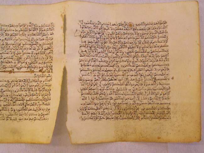 Coran del sigloXII descubierto durante unas obras de reforma en una vivienda de Cútar(Málaga)