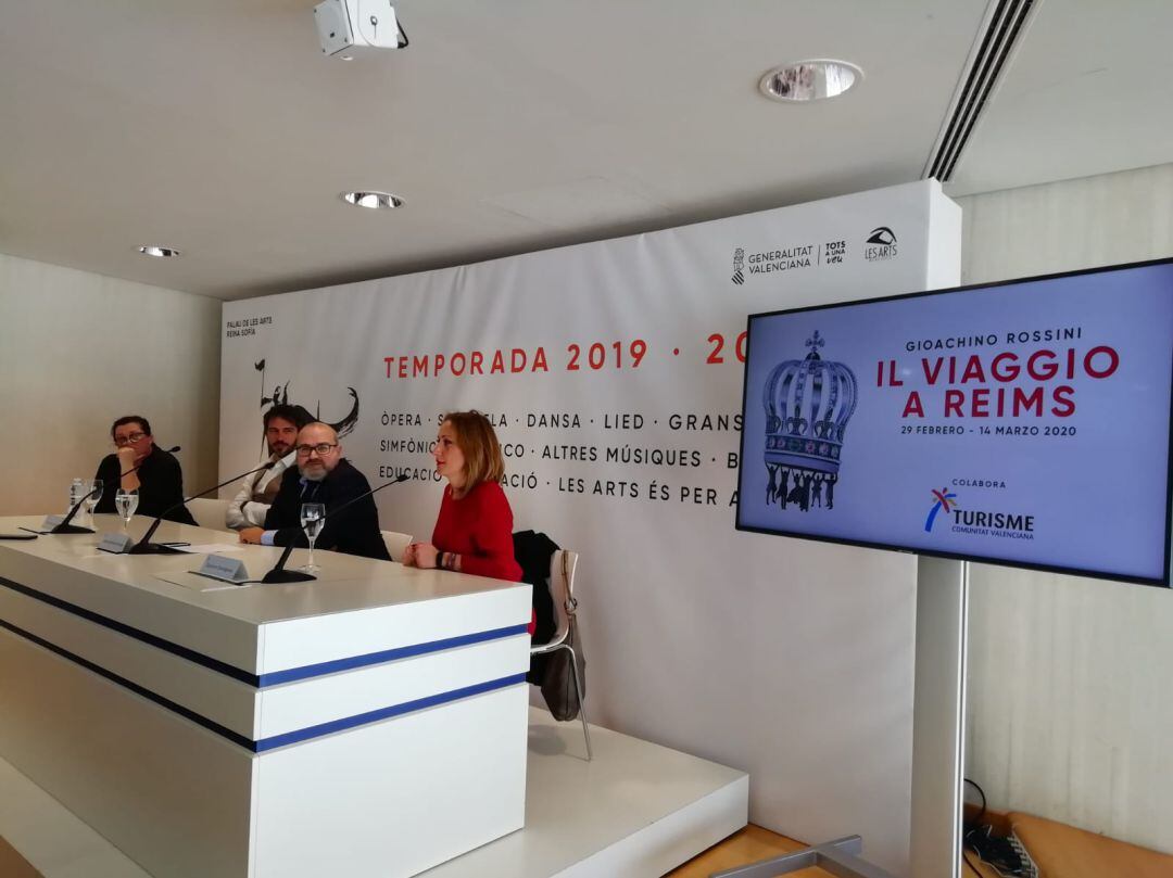 Momento de la rueda de prensa