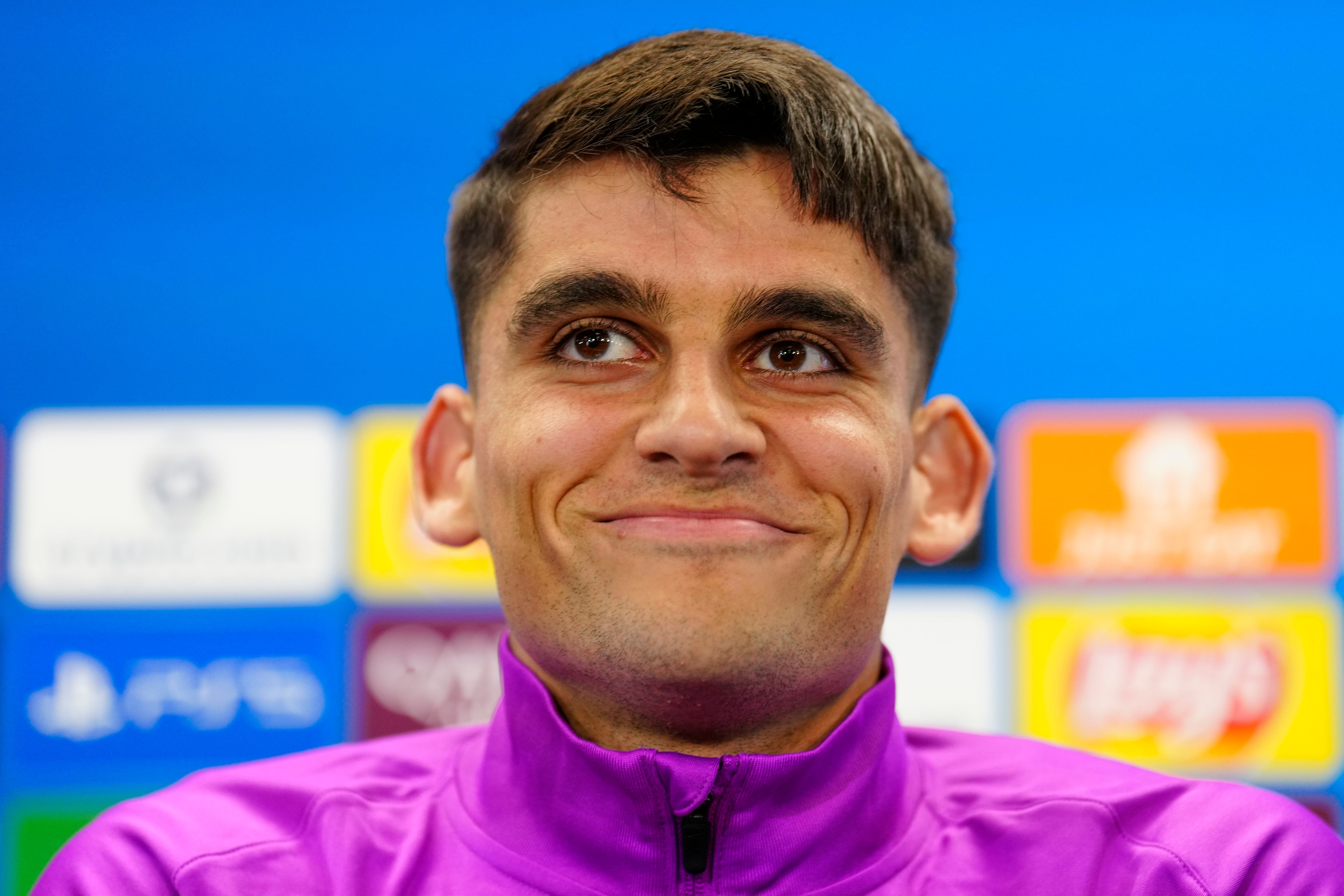 Gerard Martín, en una rueda de prensa con el FC Barcelona. EFE/Alejandro García