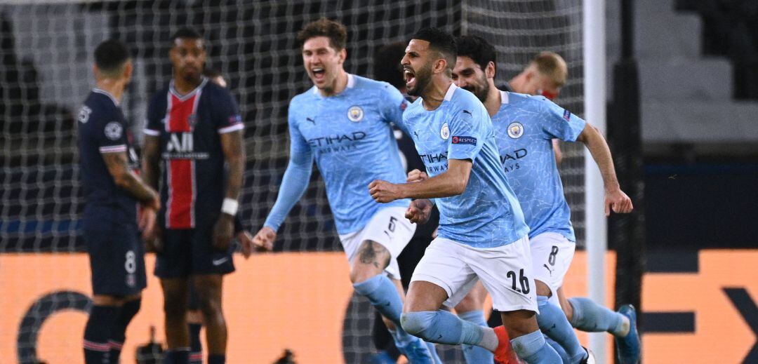 Mahrez celebra su gol ante el PSG