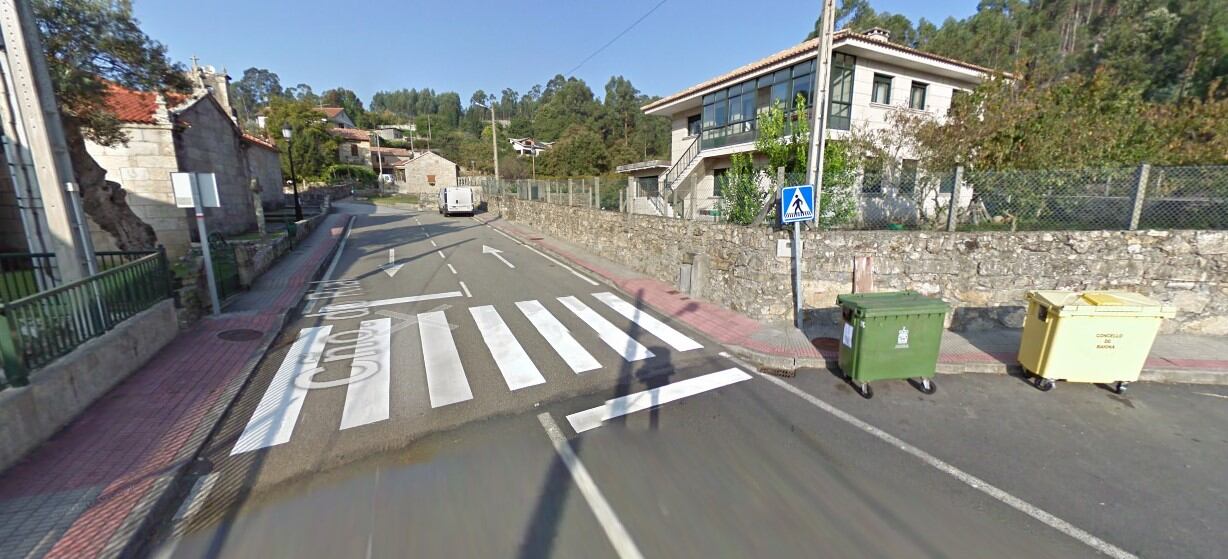 Contenedores en los que se localizaron los restos, en Baiona