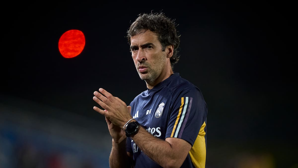 El Sevilla tiene a Raúl entre los candidatos a su banquillo, pero el técnico prefiere irse al extranjero si no sigue en el Real Madrid